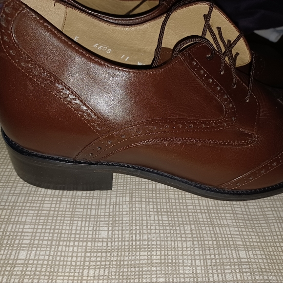 Leather Brown Dress Shoes. Hand made. W/ Soles that gives you support & Height. - Picture 2 of 4